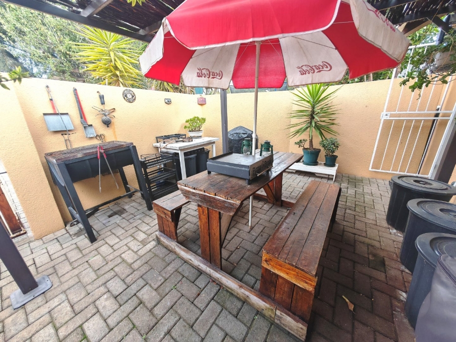 2 Bedroom Property for Sale in Pellissier Free State